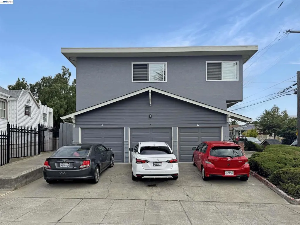 2105 48th Ave, Oakland, California 94601 — photo 4