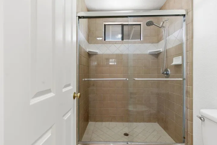 480 Ridgemark Drive, Hollister, California 95023