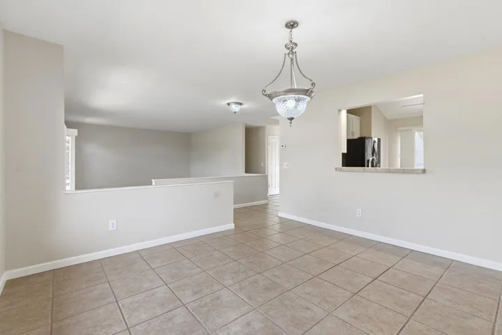 480 Ridgemark Drive, Hollister, California 95023