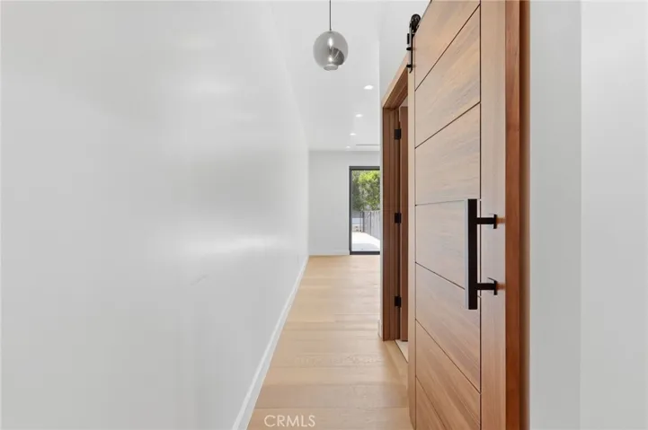 Bedroom 3 entry way w/ walk-in closet and full bathroom