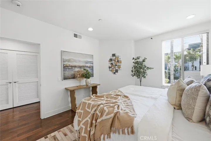 5506 W 149th Place 5, Hawthorne, California 90250