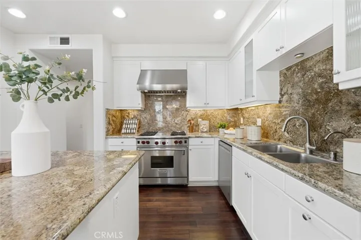 5506 W 149th Place 5, Hawthorne, California 90250