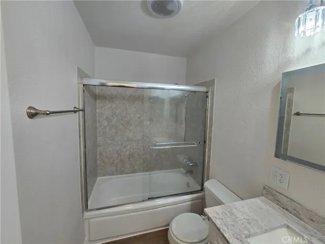 2718 Florida B, Huntington Beach, California 92648