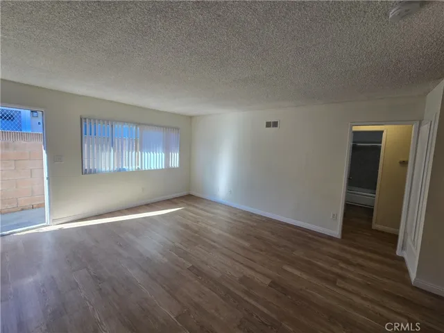 2718 Florida B, Huntington Beach, California 92648