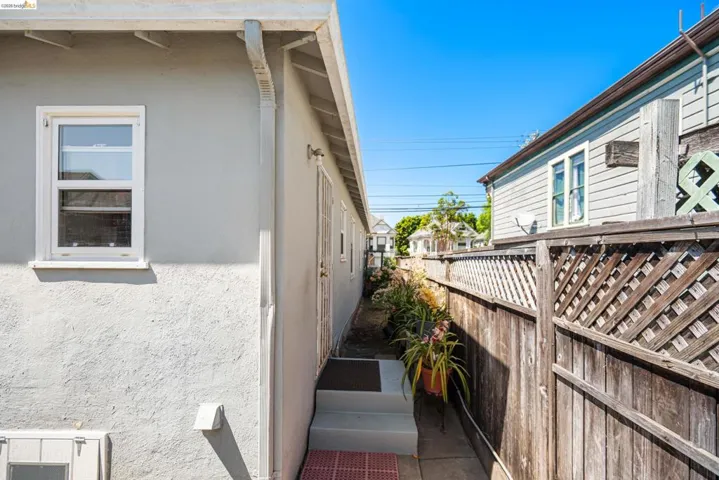 1912 Lafayette St, Alameda, California 94501