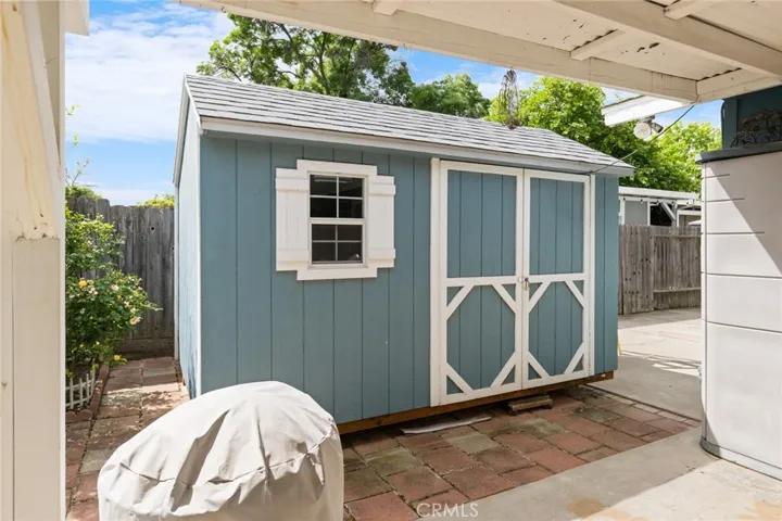 Storage shed