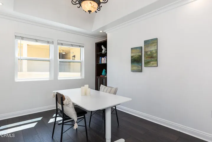 5703 Laurel Canyon Blvd #306 013-mls