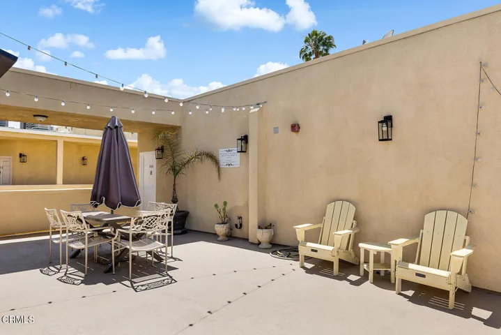 5703 Laurel Canyon Blvd #306 004-mls