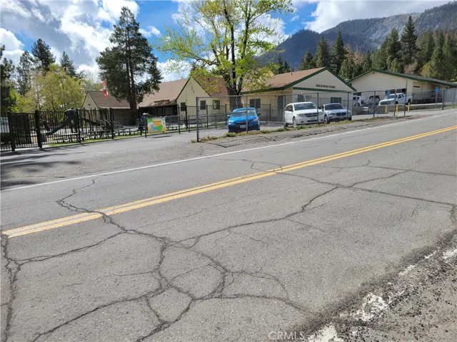 0 Spruce, Wrightwood, California 92397 — photo 4