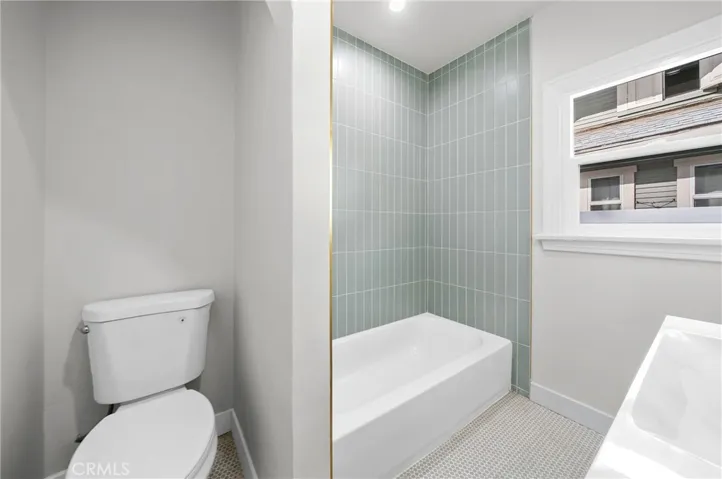 612 King Street, Monrovia, California 91006