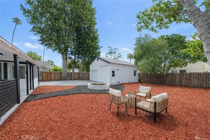 612 King Street, Monrovia, California 91006