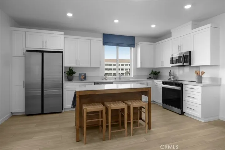 PHOTOS ARE OF MODEL MATCH - INTERIOR FINISHES MAY VARY