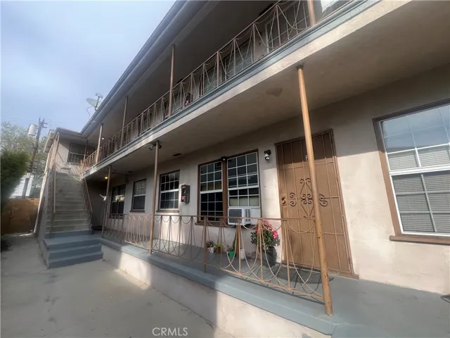 3039 W Vernon, Los Angeles, California 90008