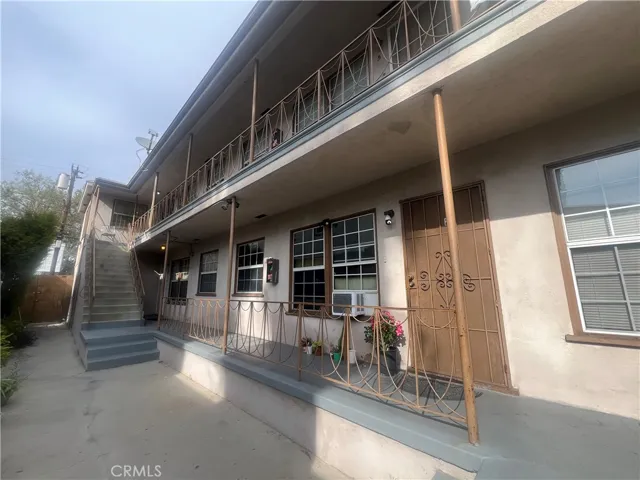 3039 W Vernon, Los Angeles, California 90008