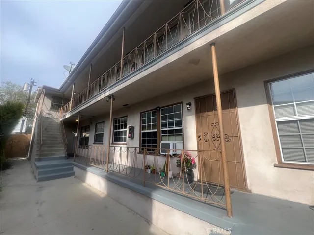3039 W Vernon, Los Angeles, California 90008