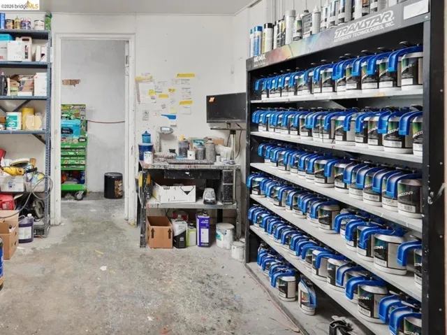 Paint room