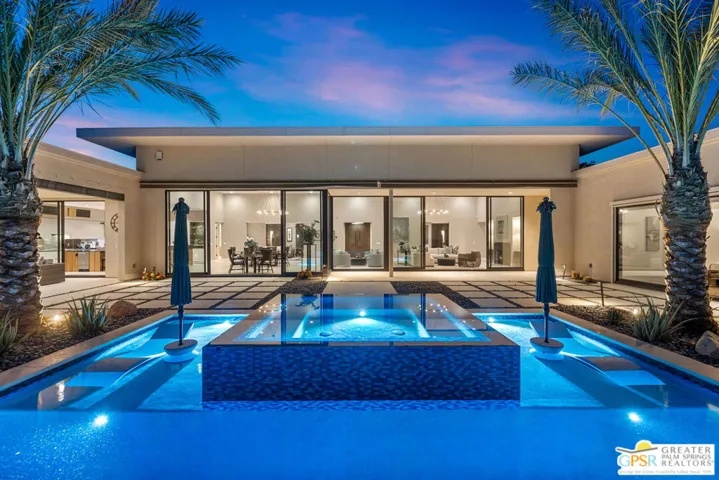1045 Bella Vista, Palm Springs, California 92264