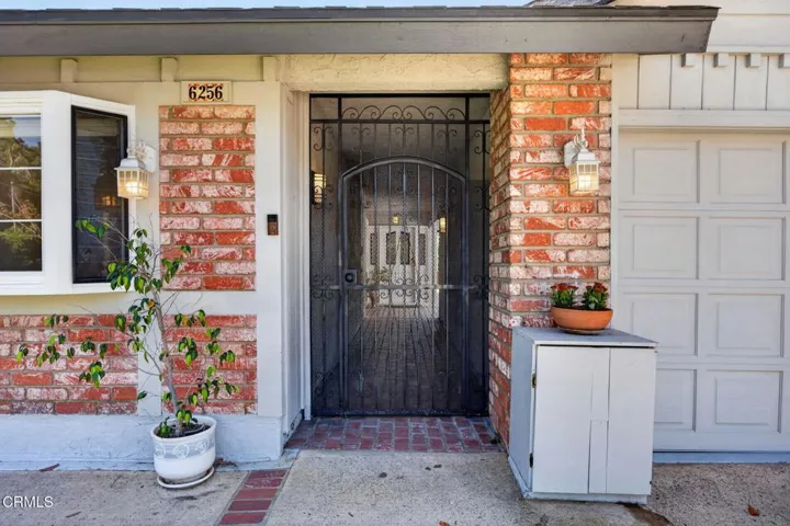 5-web-or-mls-UpmarketMedia-6256Fre-016