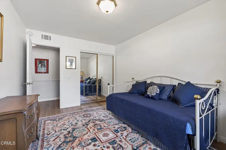30-web-or-mls-UpmarketMedia-6256Fre-112