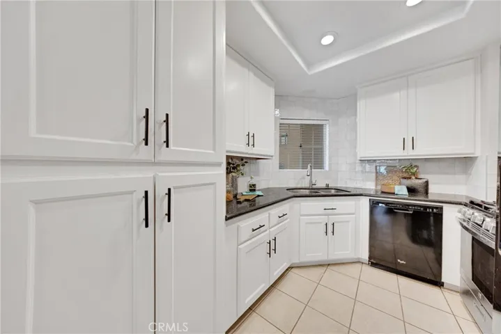 27 Timbre, Rancho Santa Margarita, California 92688