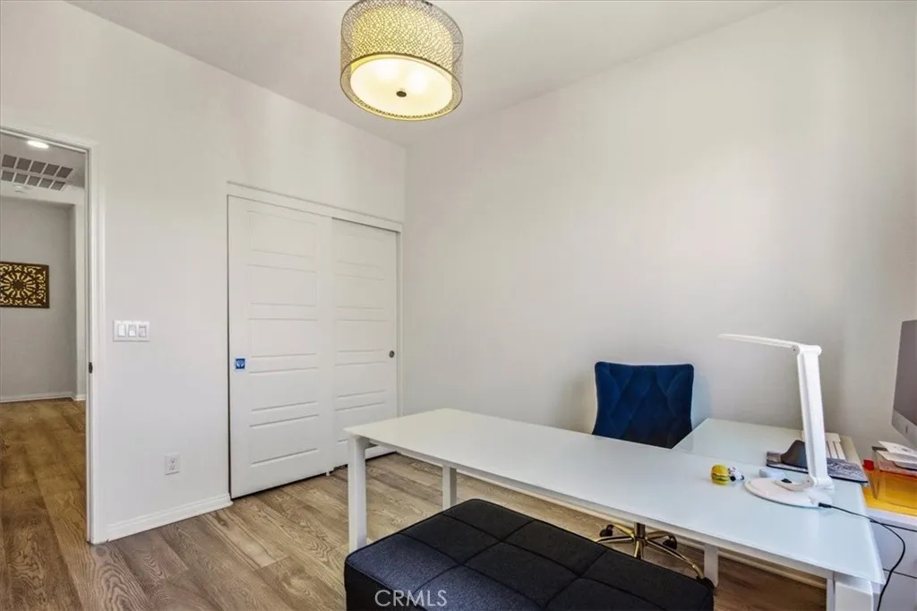 Guest Bedroom/Office Study