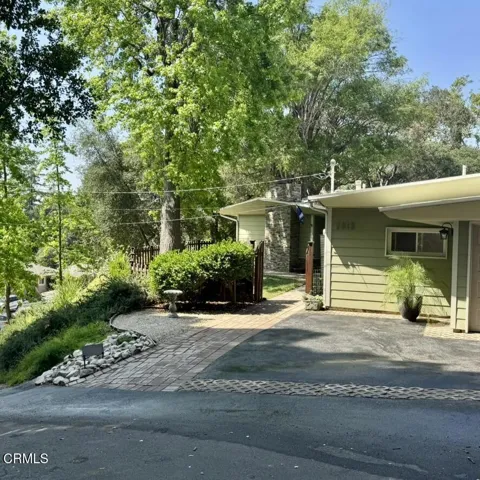 066C8460-827A-4749-9397-3BA3D4DFF459_1_1