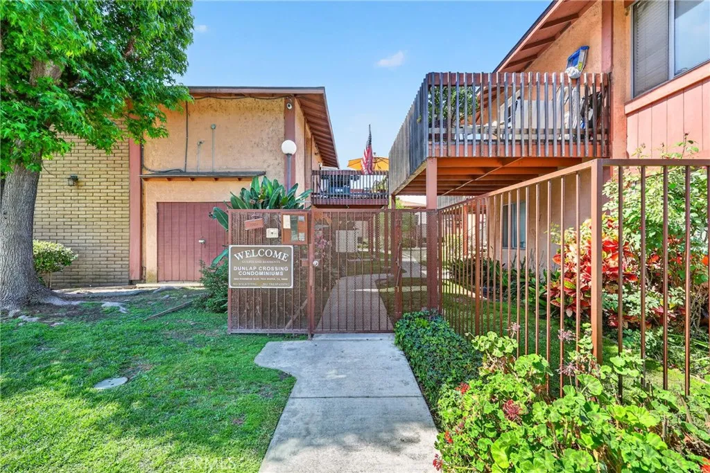 5905 Rosemead Blvd