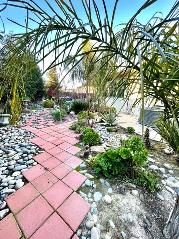 4861 Langley Way, Merced, California 95348