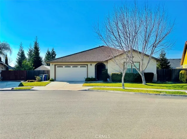 4861 Langley Way, Merced, California 95348