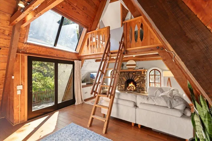 65 Hitchcock, Carmel Valley, California 93924