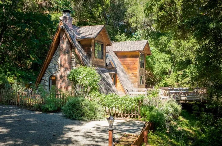 65 Hitchcock, Carmel Valley, California 93924