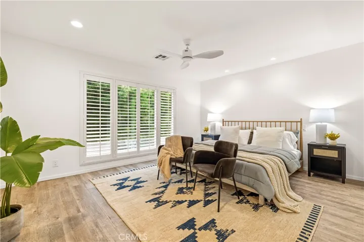 14238 Dickens 4, Sherman Oaks, California 91423