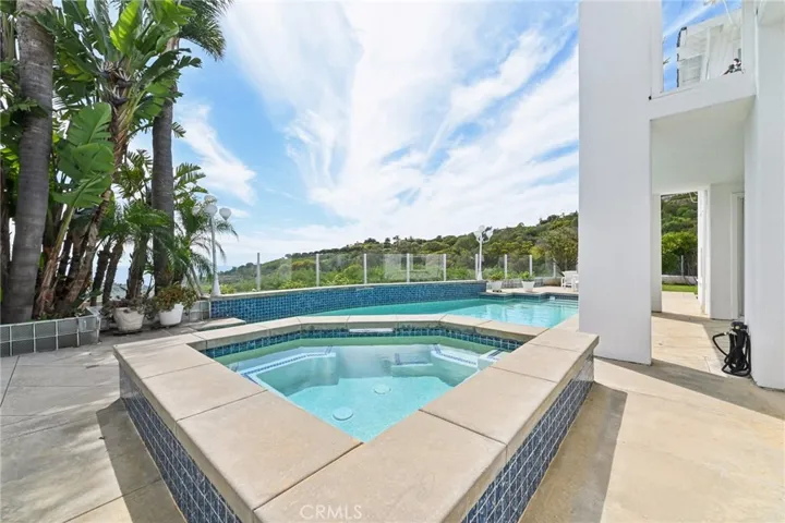 16 Tidal Surf, Newport Coast, California 92657