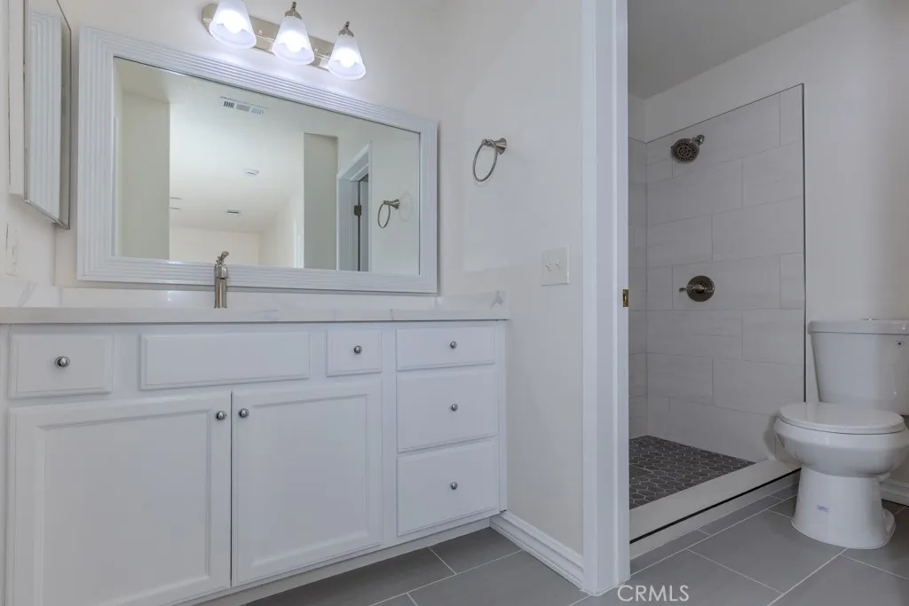 23222 Orange 4, Lake Forest, California 92630 — photo 4