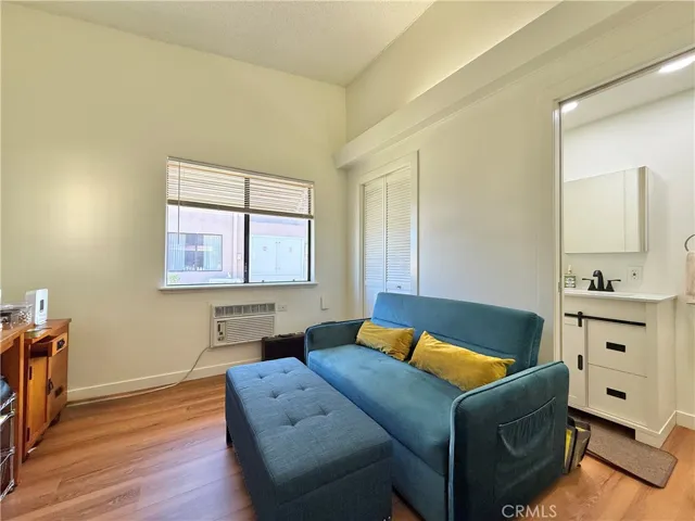 Guest Bedroom (Bedroom #2)