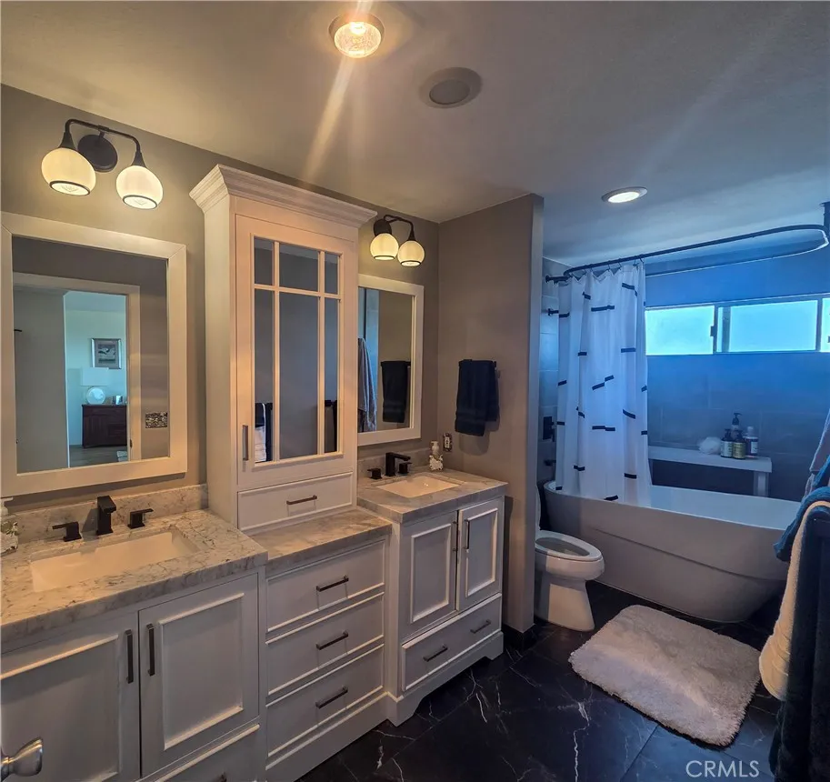 Primary bath