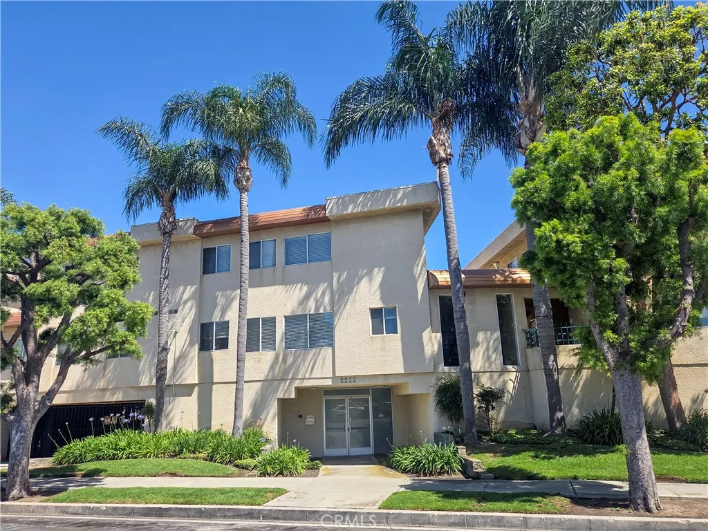 2222 S Mesa St. 18