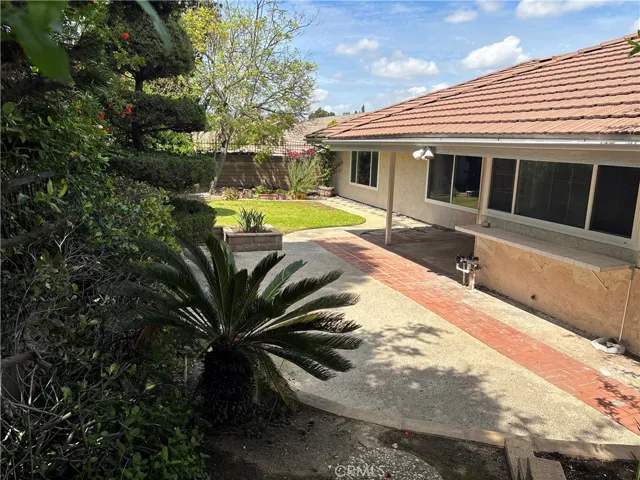 435 S Westridge Circle, Anaheim Hills, California 92807