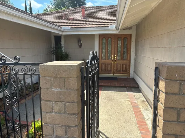 435 S Westridge Circle, Anaheim Hills, California 92807
