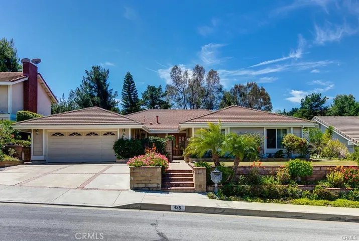 435 S Westridge Circle, Anaheim Hills, California 92807