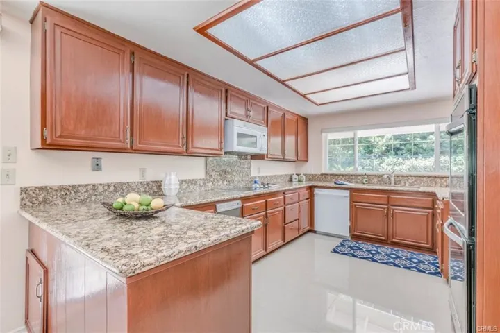 435 S Westridge Circle, Anaheim Hills, California 92807