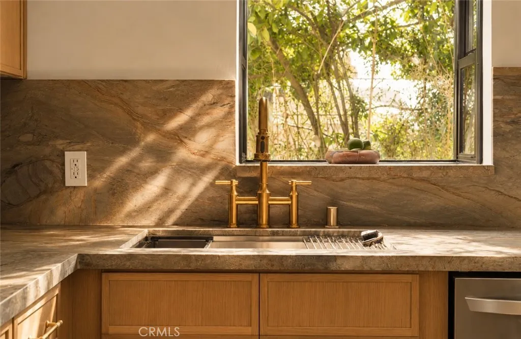 Kitchen Sink