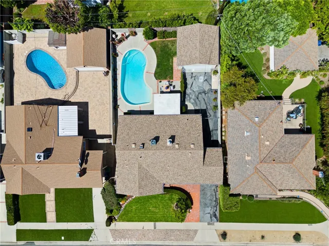 6347 Bovey Avenue, Tarzana, California 91335
