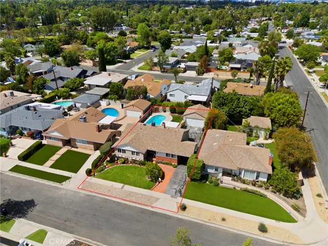 6347 Bovey Avenue, Tarzana, California 91335