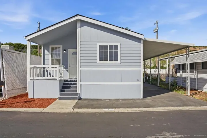 3300 Narveaz Avenue, San Jose, California 95136