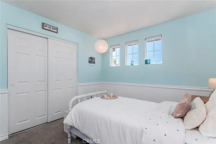 Sellers furniture when occupied