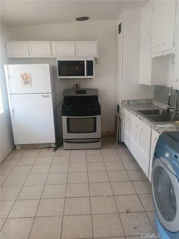 kitchen with washer