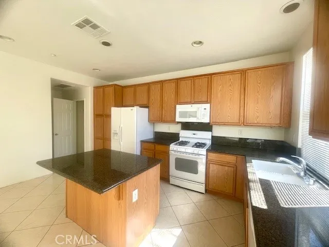 7434 Freeport, Fontana, California 92336