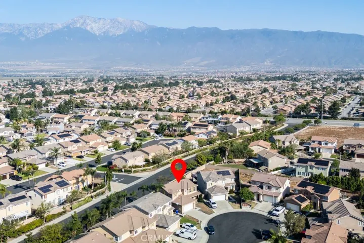 7434 Freeport, Fontana, California 92336