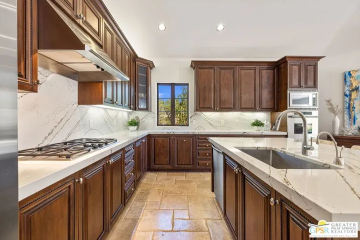 48387 Old Stone Trail, Palm Desert, California 92260